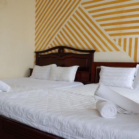 Reddoorz Tuan Viet Hotel Dinh Tien Hoang 胡志明市 外观 照片