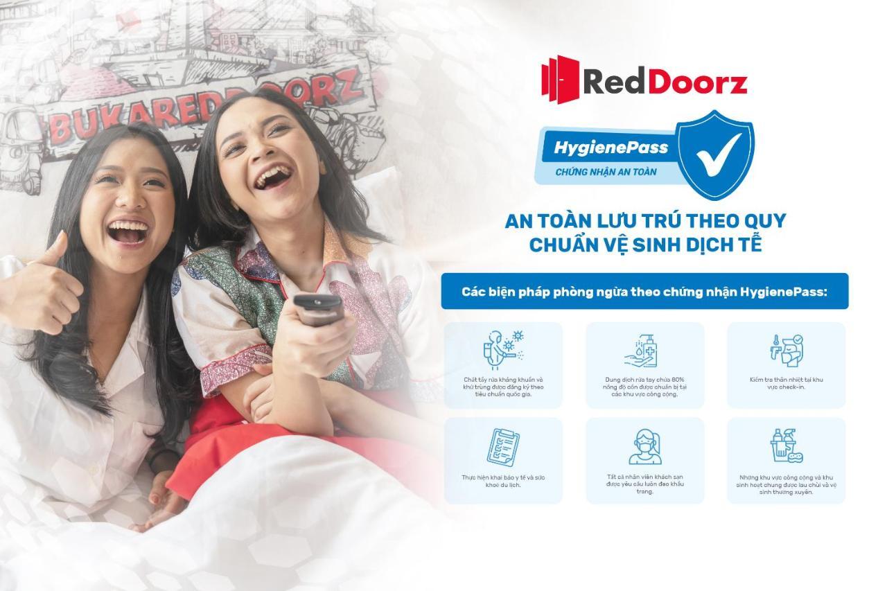 Reddoorz Tuan Viet Hotel Dinh Tien Hoang 胡志明市 外观 照片