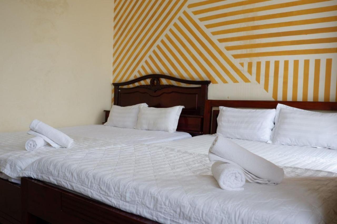 Reddoorz Tuan Viet Hotel Dinh Tien Hoang 胡志明市 外观 照片